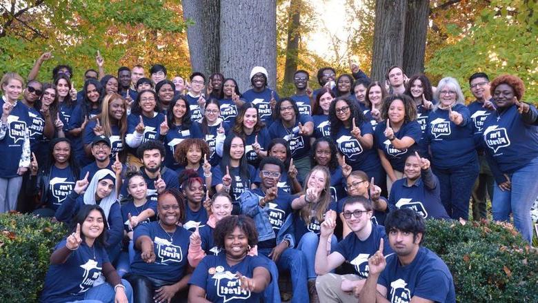 Penn State Abington students, faculty, 员工们庆祝自己是第一代大学生